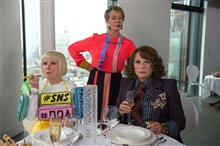 Absolutely Fabulous: The Movie Photo 11