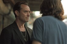 Black Rabbit (Netflix) Photo 1