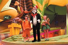 Dr. Seuss' The Cat in the Hat Photo 14 - Large