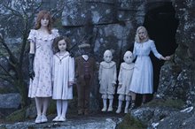 Miss Peregrine's Home for Peculiar Children Photo 7