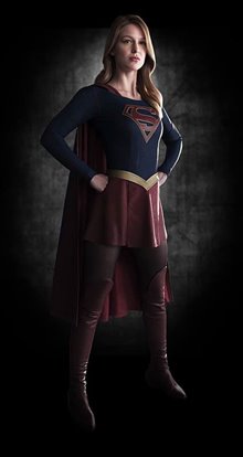 Supergirl: The Complete First Season Photo 4