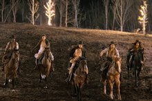 The Abandons (Netflix) Photo 6