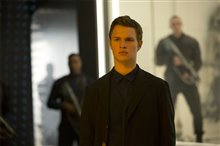 The Divergent Series: Insurgent Photo 8