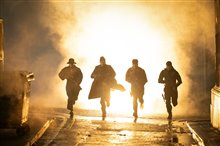 The Running Man Photo 14