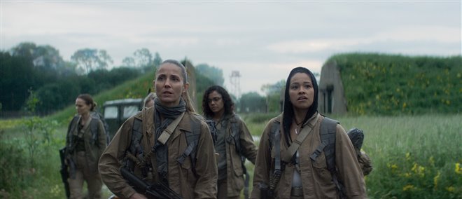 Annihilation Photo 16 - Large