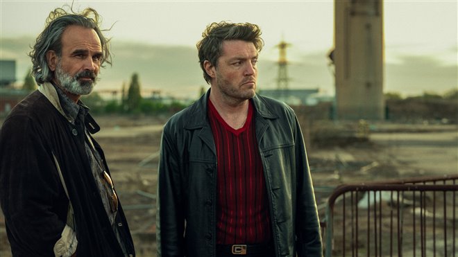 Legends (Netflix) Photo 3 - Large