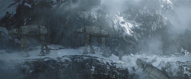 Star Wars: The Mandalorian and Grogu Photo 18 - Large