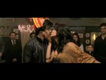 7 Khoon Maaf Trailer Video