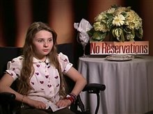 Abigail Breslin (No Reservations) - Interview Video