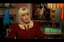 Anna Faris (The Dictator) - Interview Video