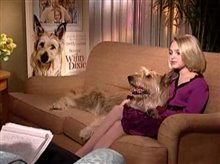 ANNASOPHIA ROBB - BECAUSE OF WINN-DIXIE - Interview Video