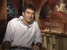 ANTONIO BANDERAS - THE LEGEND OF ZORRO - Interview Video