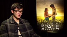 Asa Butterfield Interview - The Space Between Us Video