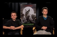 Atticus Shaffer & Charlie Tahan (Frankenweenie) - Interview Video