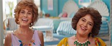 BARB & STAR GO TO VISTA DEL MAR Trailer Video