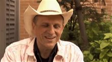 BOBCAT GOLDTHWAIT (SLEEPING DOGS LIE) - Interview Video