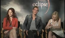 Bryce Dallas Howard, Xavier Samuel & Dakota Fanning (The Twilight Saga: Eclipse) - Interview Video