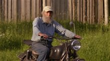 Burt's Buzz Trailer Video
