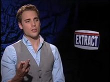 Dustin Milligan (Extract) - Interview Video