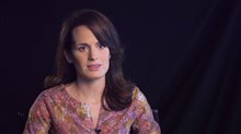 Elizabeth Reaser - Ouija: Origin of Evil - Interview Video