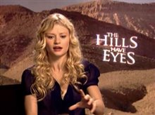 EMILIE DE RAVIN (THE HILLS HAVE EYES) - Interview Video