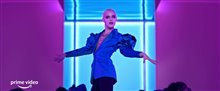 EVERYBODY'S TALKING ABOUT JAMIE Trailer 2 Video