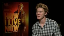 George MacKay (How I Live Now) - Interview Video