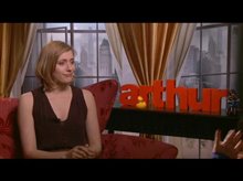 Greta Gerwig (Arthur) - Interview Video