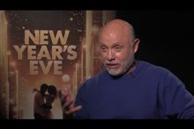 Hector Elizondo (New Year's Eve) - Interview Video