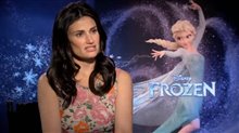Idina Menzel (Frozen) - Interview Video