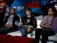 Jason Lee, Jesse McCartney & Matthew Gray Gubler (Alvin and the Chipmunks) - Interview Video
