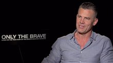 Josh Brolin Interview - Only the Brave Video