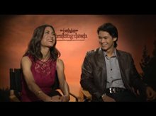 Julia Jones & BooBoo Stewart (The Twilight Saga: Breaking Dawn - Part 1) - Interview Video