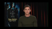 Logan Lerman (Percy Jackson: Sea of Monsters) - Interview Video