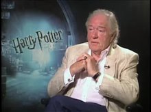 Michael Gambon (Harry Potter and the Half-Blood Prince) - Interview Video