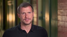 Patrick Heusinger Interview - Jack Reacher: Never Go Back Video