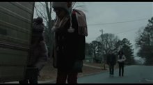 Prisoners Trailer Video