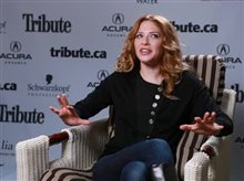 Rachelle Lefevre (Barney's Version) - Interview Video