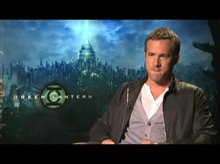 Ryan Reynolds (Green Lantern) - Interview Video