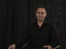 Stuart Townsend (Battle in Seattle) - Interview Video