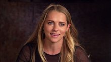 Teresa Palmer Interview - Lights Out Video