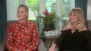 amy-schumer-goldie-hawn-interview-snatched Video Thumbnail