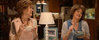 BARB & STAR GO TO VISTA DEL MAR Movie Clip - "Talking Club" Video Thumbnail