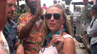 jurassic-world-rebirth-exclusive-home-entertainment-clip Video Thumbnail