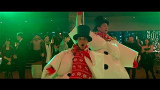 office-christmas-party-movie-clip---sumo-suits Video Thumbnail